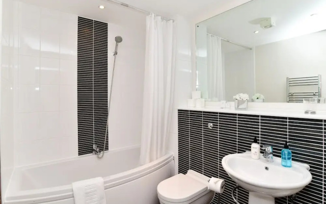 Meridian Quay Apartments