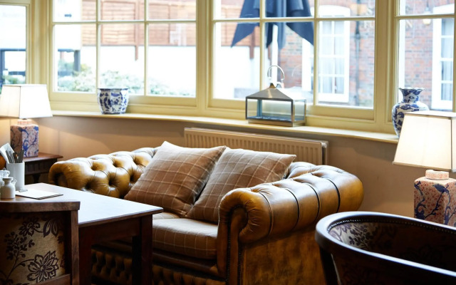Red Lion Hotel by Greene King Inns