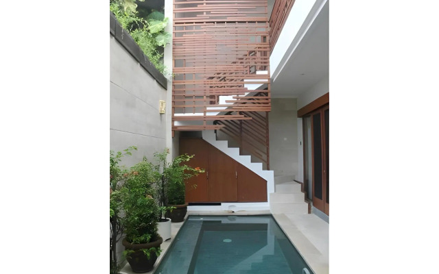 Green Studio Apartment Seminyak