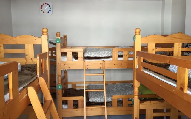 Guest House Naraya Hostel