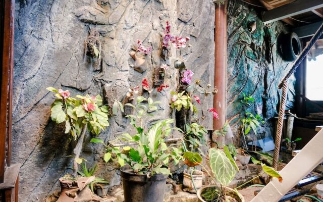 SPOT ON 2271 Nabila O Family Residence