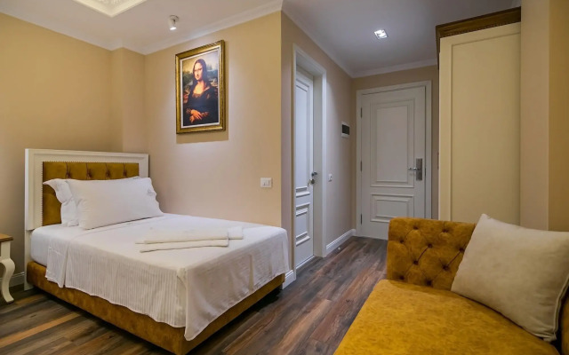Legacy Hotel