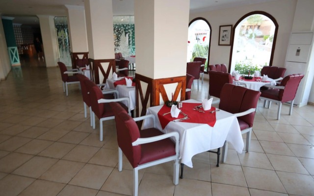 Continental Plaza Beach Resort (Ex. Inter Plaza Beach)
