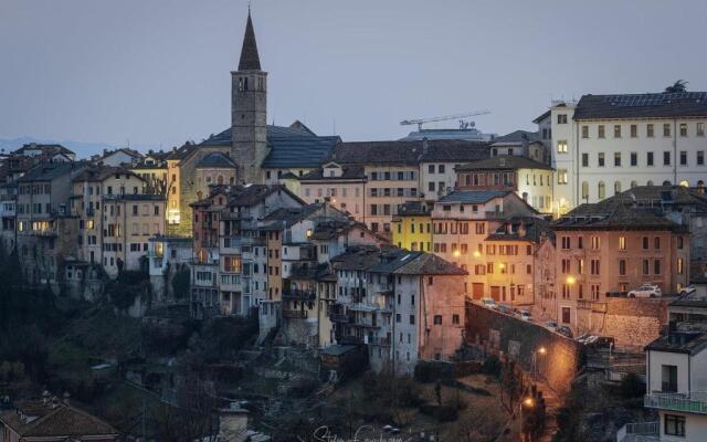 “Oltre il Confine”
