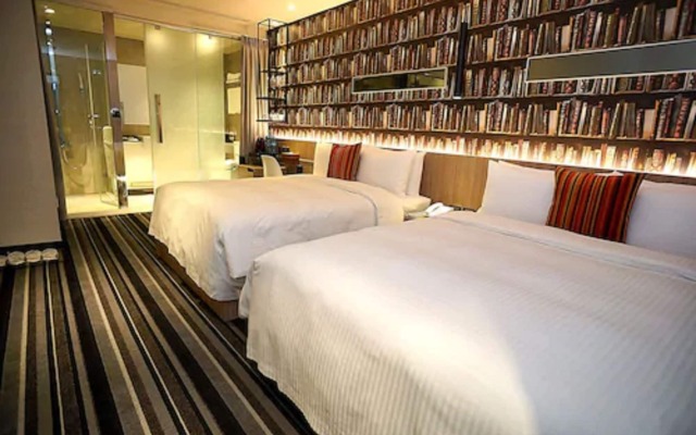 Via Hotel Zhongxiao