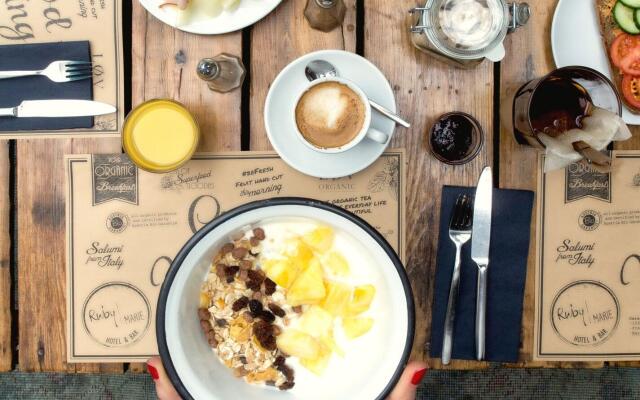 Ruby Ella Hotel Cologne