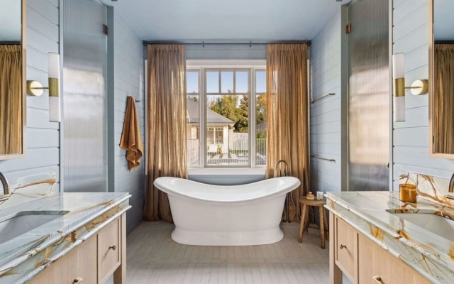 Muskoka Luxe Retreat With Pool Spa Fire Pit – Guest Rooms – Melbourne