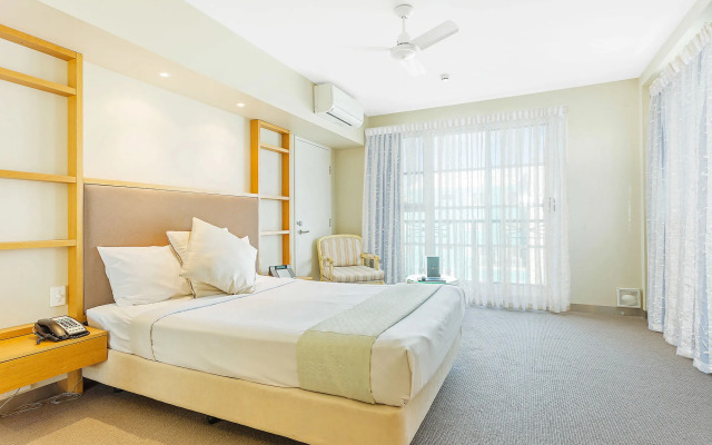 Deep Blue Hotel & Hot Springs