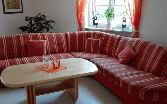 Beautiful Apartment in Morscheid-Riedenburg near Ski Trail