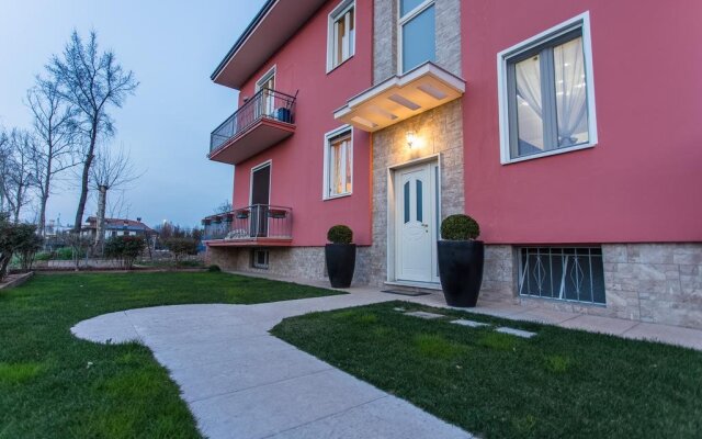 LM House