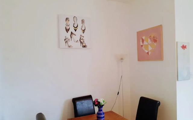 The Windsor Garden Apartment