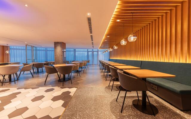 Holiday Inn Express Yichang Riverside by IHG