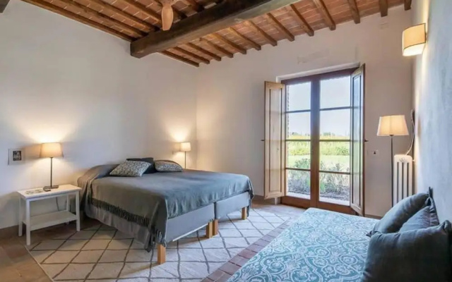 Charming 10 pax Villa in Cortona With Private Pool