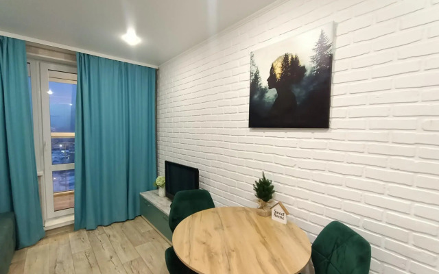 Apartments on Kuzmina Boulevard 27