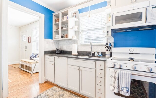 Randall St , 202/204