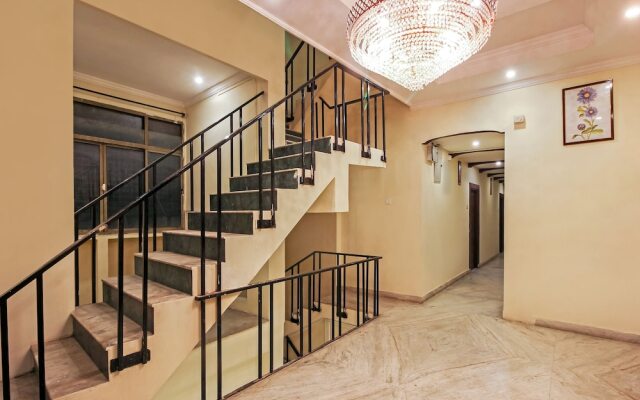 Hotel Pearl City by OYO Rooms