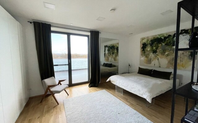 Modernes Apartment mit Wunderschönem Rheinblick