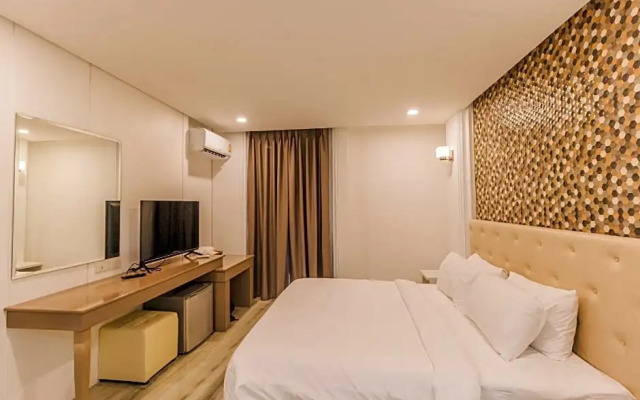 Top Pool Villa Pattaya