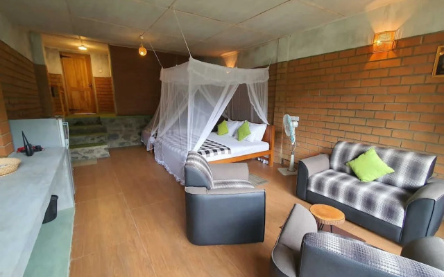 Ayubo Ella - Bed & Breakfast