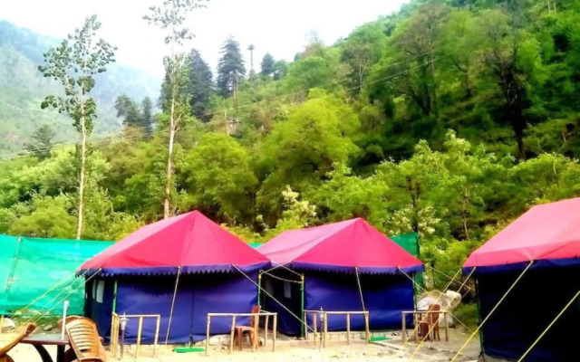 Tirthan Holidays Camp & Cottages