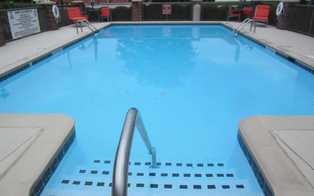 Comfort Inn & Suites Carrollton