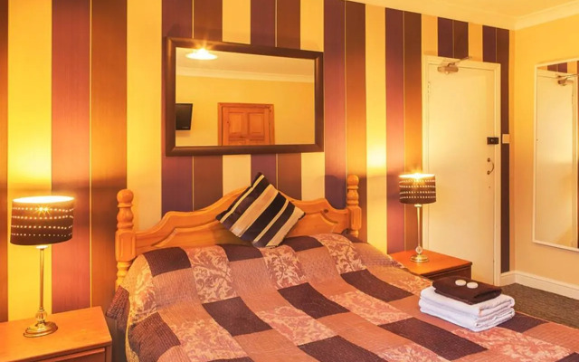 Hotel 261