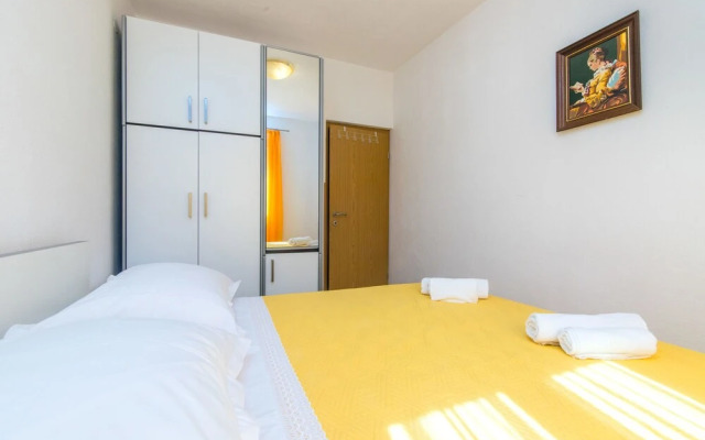 Apartment Jakov
