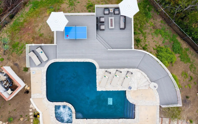 Sea Star by AvantStay | Gold Medal Olympian's Malibu Estate | Pool, Spa & Views