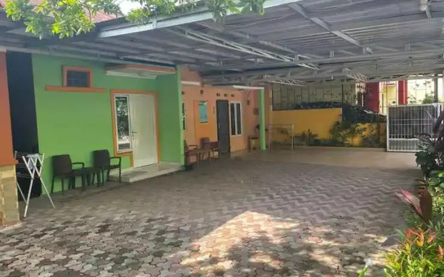 Bu Sur Homestay