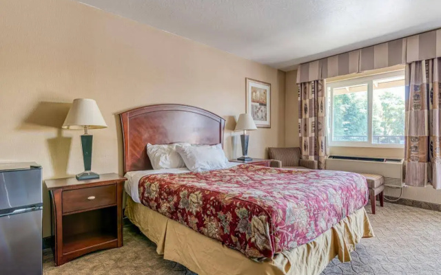 OYO Hotel Medford North OR