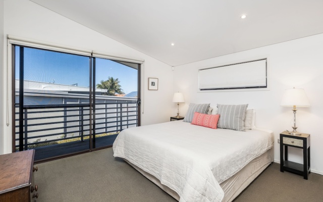 Sandy Feet – Guest Rooms – Lennox Head