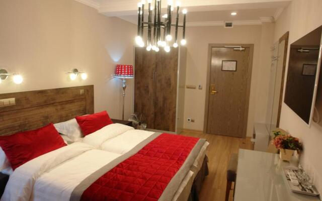 Grace Point Hotel