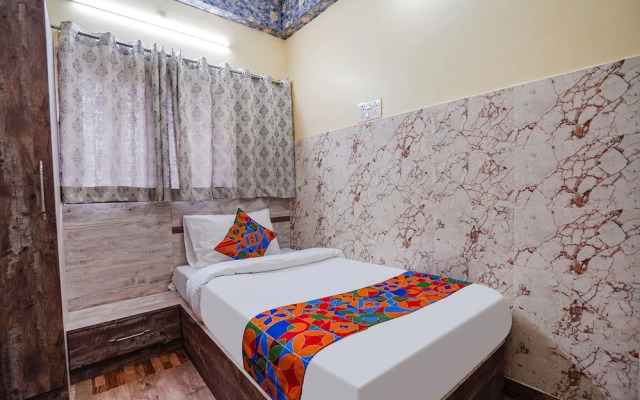 Rs Residency by OYO Rooms