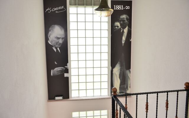 Cunda Flamingo Otel
