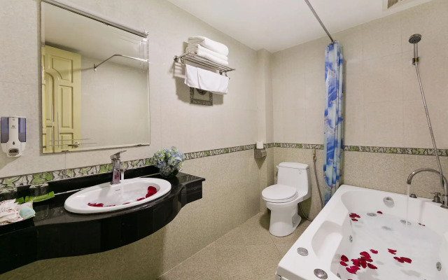 Diamond Legend Hotel