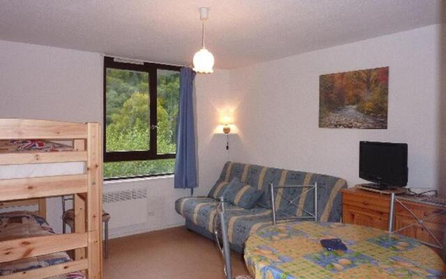 Appartement Mont-Dore, 1 pièce, 4 personnes - FR-1-608-122