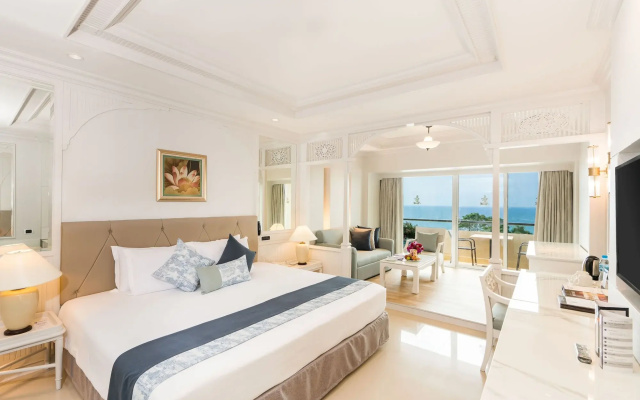 Royal Cliff Beach  Pattaya