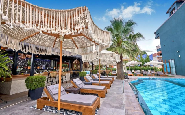 Principal New Leisure Hotel