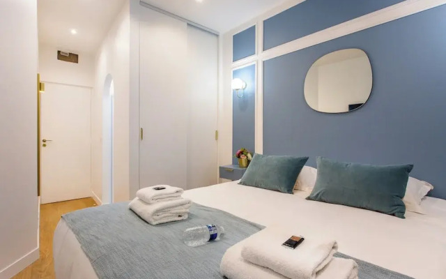 Beautiful Apartment - 4br/10p - Rue des Martyrs