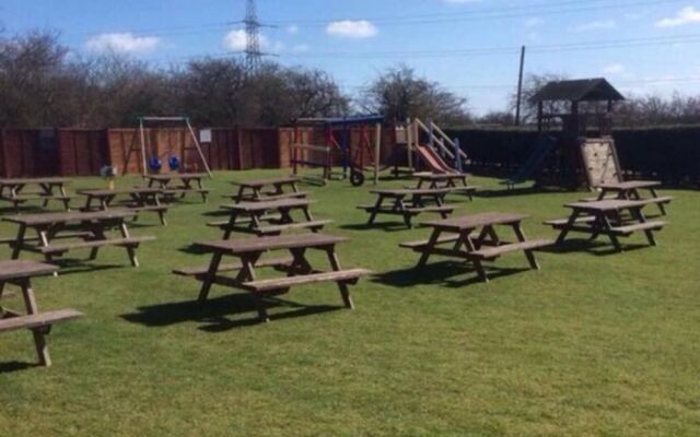 Rettendon lodge events