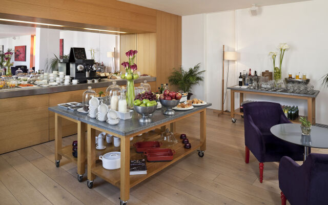 Melia Barcelona Sky