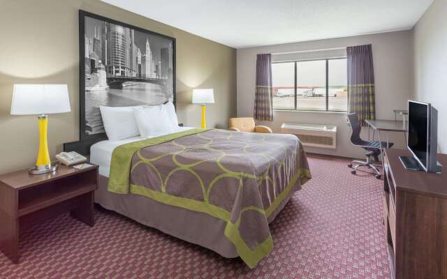 Super 8 by Wyndham Hebron Lowell Area