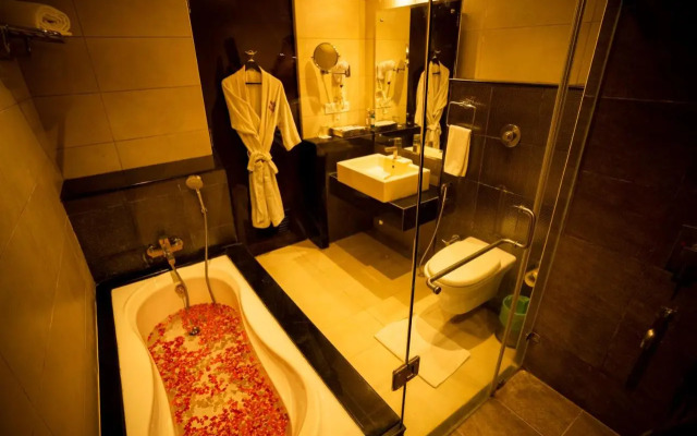 Royal Orchid Central