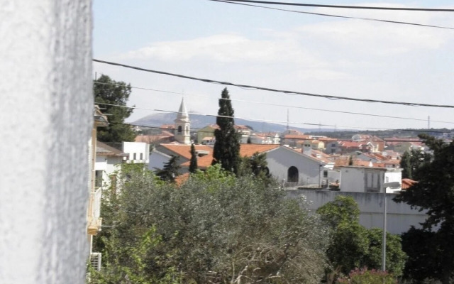 Kati - 150 m From Center - A1