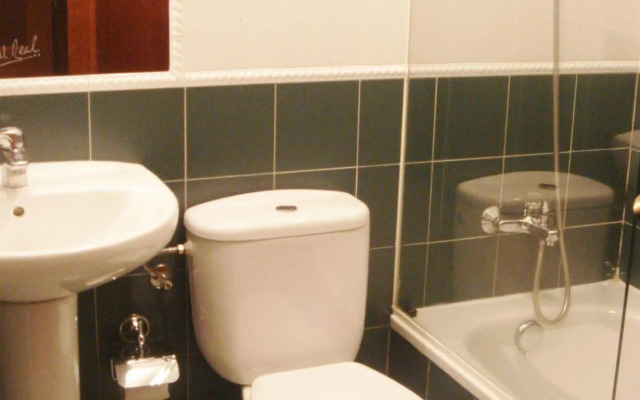Hotel Real B & B