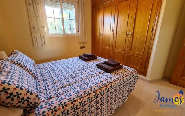 Playa Golf 1st floor apartment & com pool P243