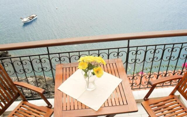 Assos Paradise Inn