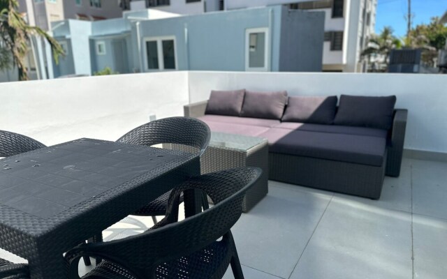 Gorgeous 1-Bedroom Beachside Suite