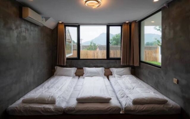 White Pigeon House Inn