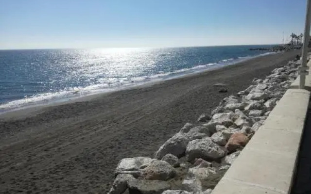 Beach sight 3 bedroom apartment